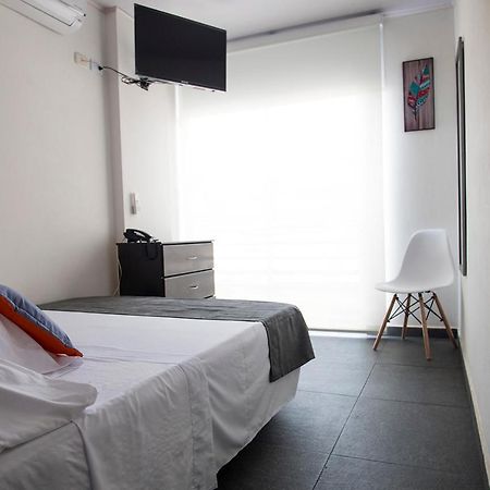 Hotel Grand H&R Villeta Kültér fotó